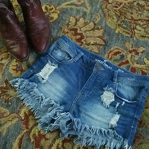 Almost Famous Pants - Almost famous distressed cutoff shorts sz 5
